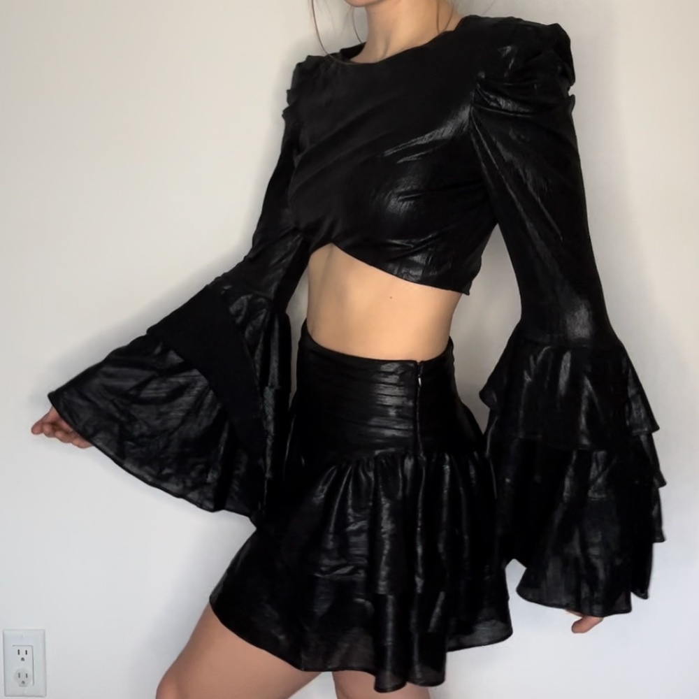RETROFETE | BLACK LYDIA TOP AND SKIRT
